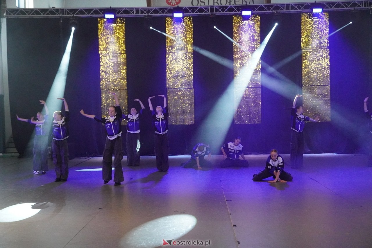 Gala Zakończenia Sezonu Tanecznego Bezwahania Dance Center [14.06.2025] - zdjęcie #114 - eOstroleka.pl
