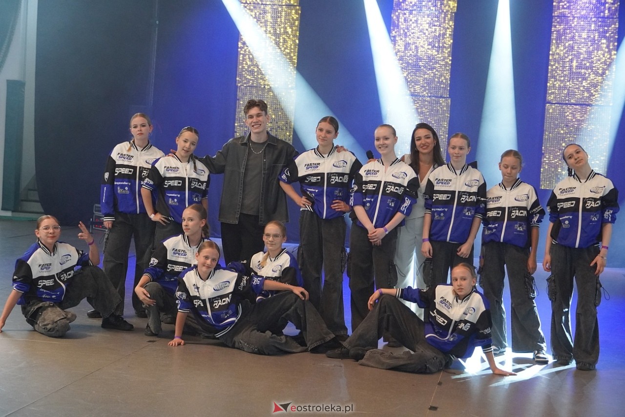 Gala Zakończenia Sezonu Tanecznego Bezwahania Dance Center [14.06.2025] - zdjęcie #83 - eOstroleka.pl