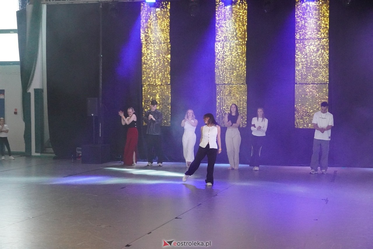 Gala Zakończenia Sezonu Tanecznego Bezwahania Dance Center [14.06.2025] - zdjęcie #51 - eOstroleka.pl