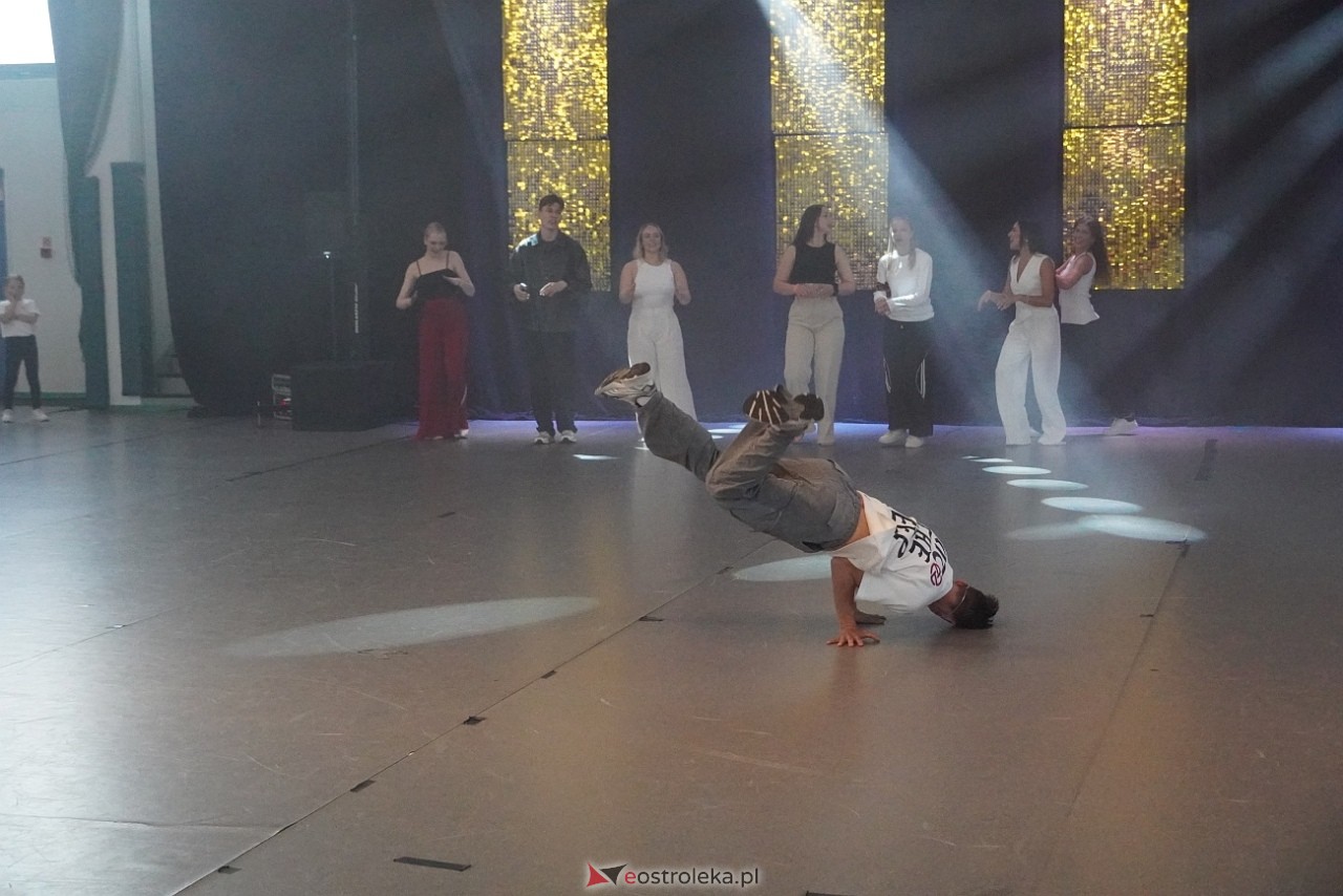 Gala Zakończenia Sezonu Tanecznego Bezwahania Dance Center [14.06.2025] - zdjęcie #34 - eOstroleka.pl