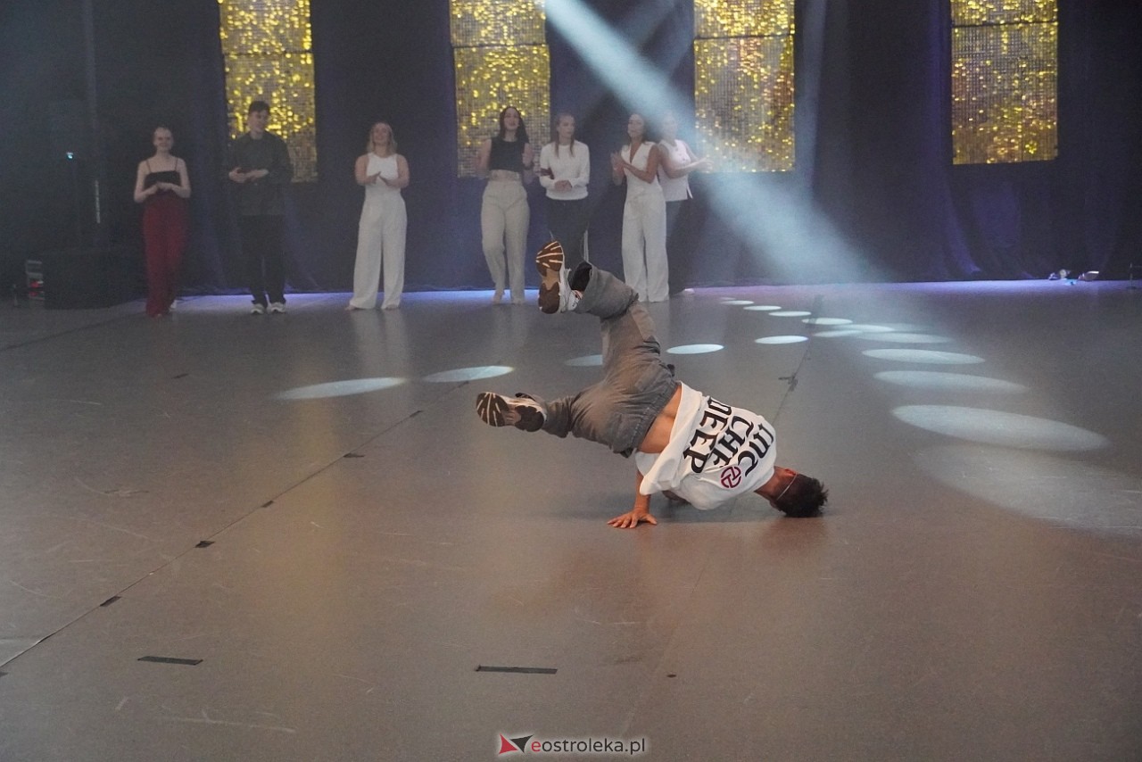 Gala Zakończenia Sezonu Tanecznego Bezwahania Dance Center [14.06.2025] - zdjęcie #32 - eOstroleka.pl