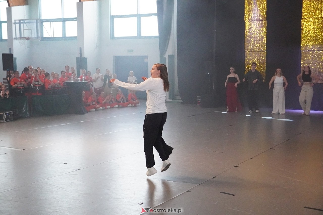 Gala Zakończenia Sezonu Tanecznego Bezwahania Dance Center [14.06.2025] - zdjęcie #28 - eOstroleka.pl