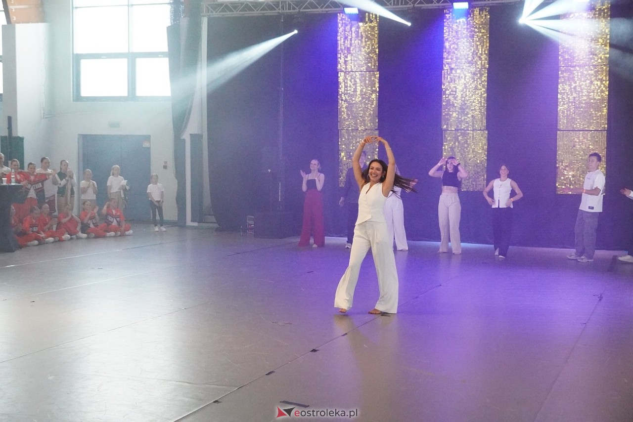 Gala Zakończenia Sezonu Tanecznego Bezwahania Dance Center [14.06.2025] - zdjęcie #21 - eOstroleka.pl
