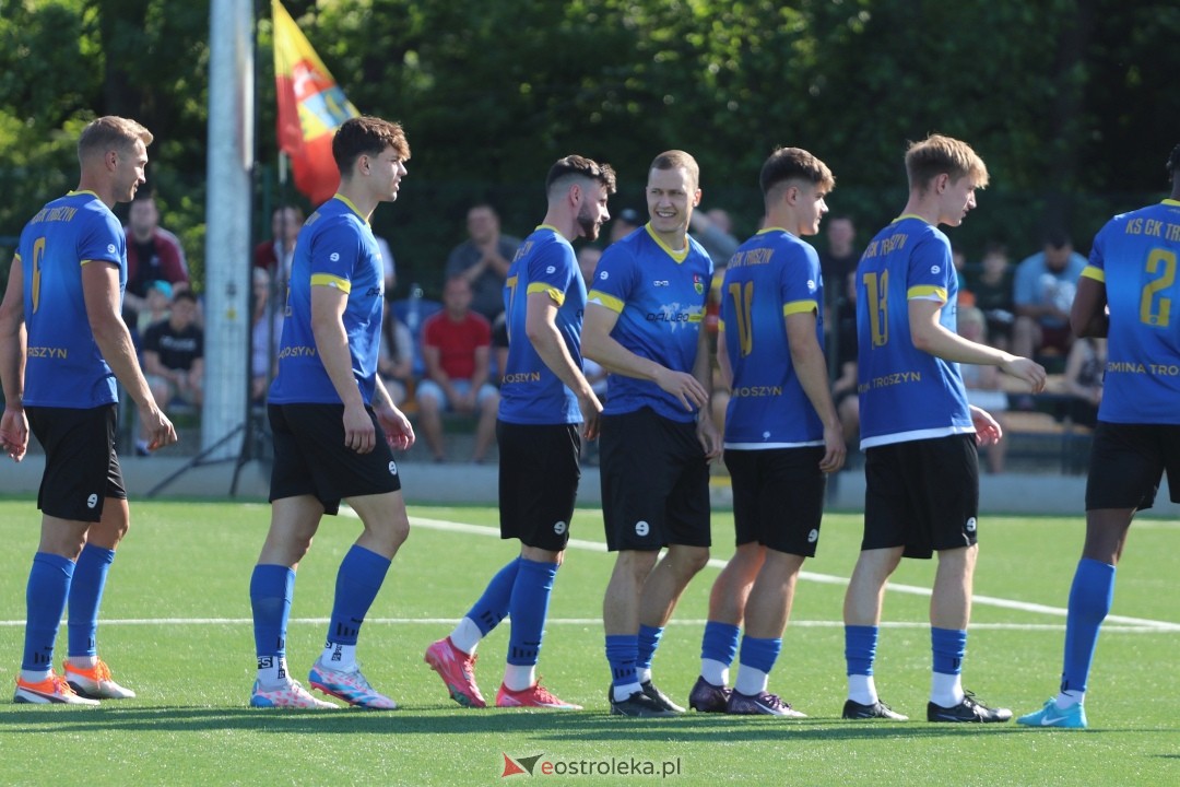 KS CK Troszyn - awans do III ligi [14.06.2025] - zdjęcie #70 - eOstroleka.pl