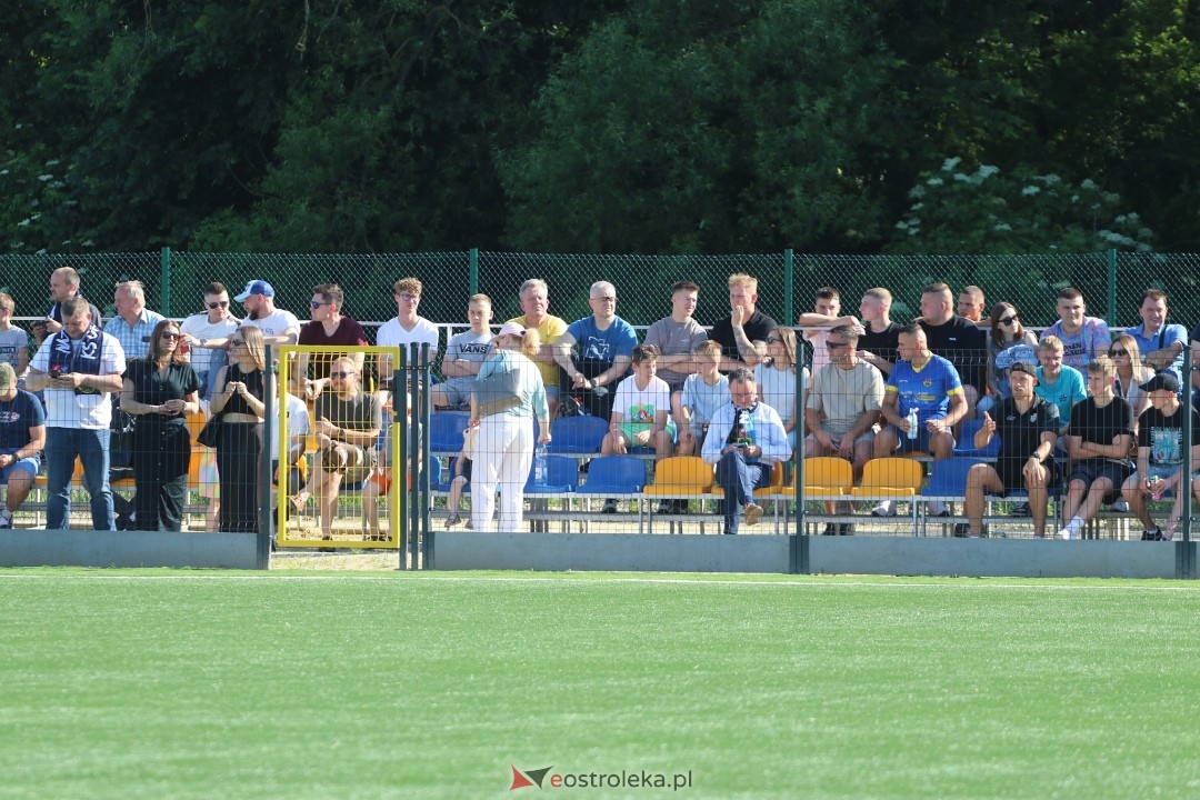 KS CK Troszyn - awans do III ligi [14.06.2025] - zdjęcie #64 - eOstroleka.pl