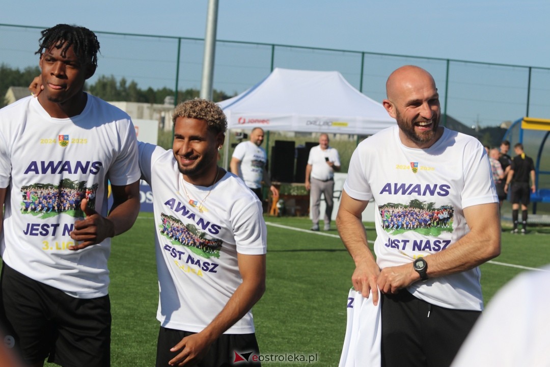KS CK Troszyn - awans do III ligi [14.06.2025] - zdjęcie #49 - eOstroleka.pl