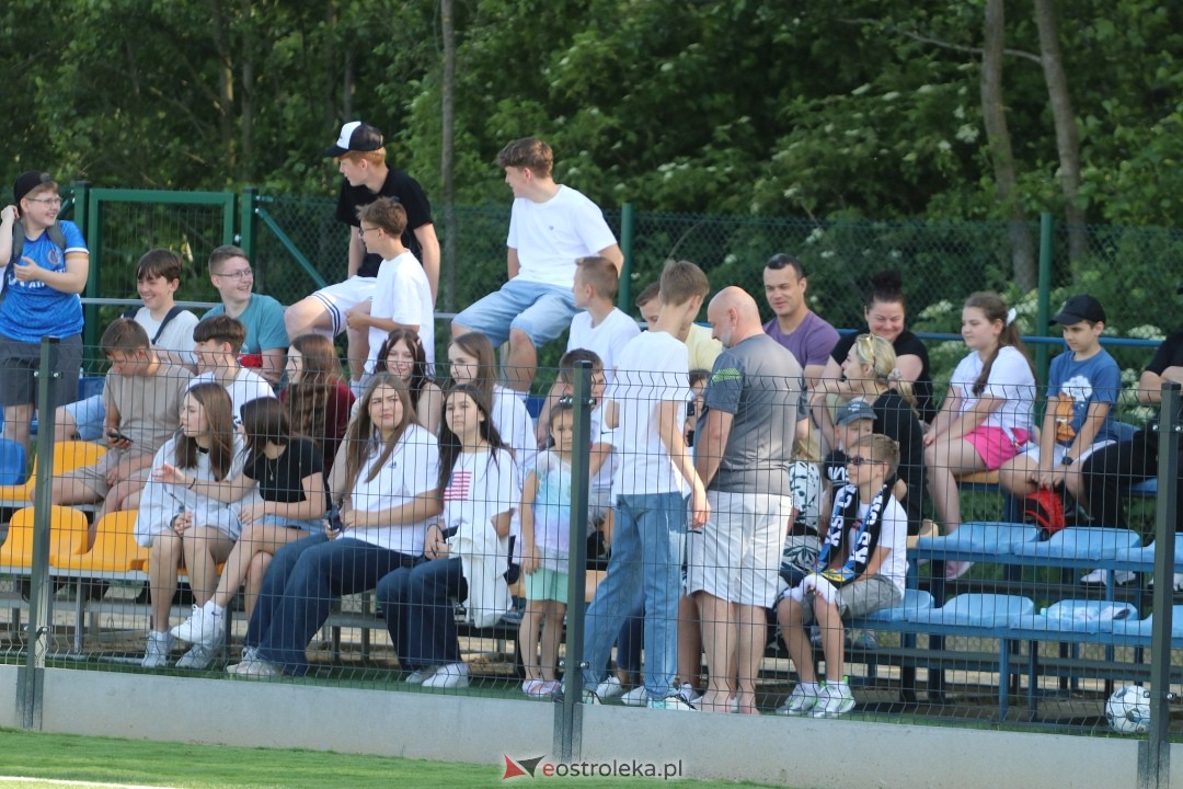 KS CK Troszyn - awans do III ligi [14.06.2025] - zdjęcie #47 - eOstroleka.pl