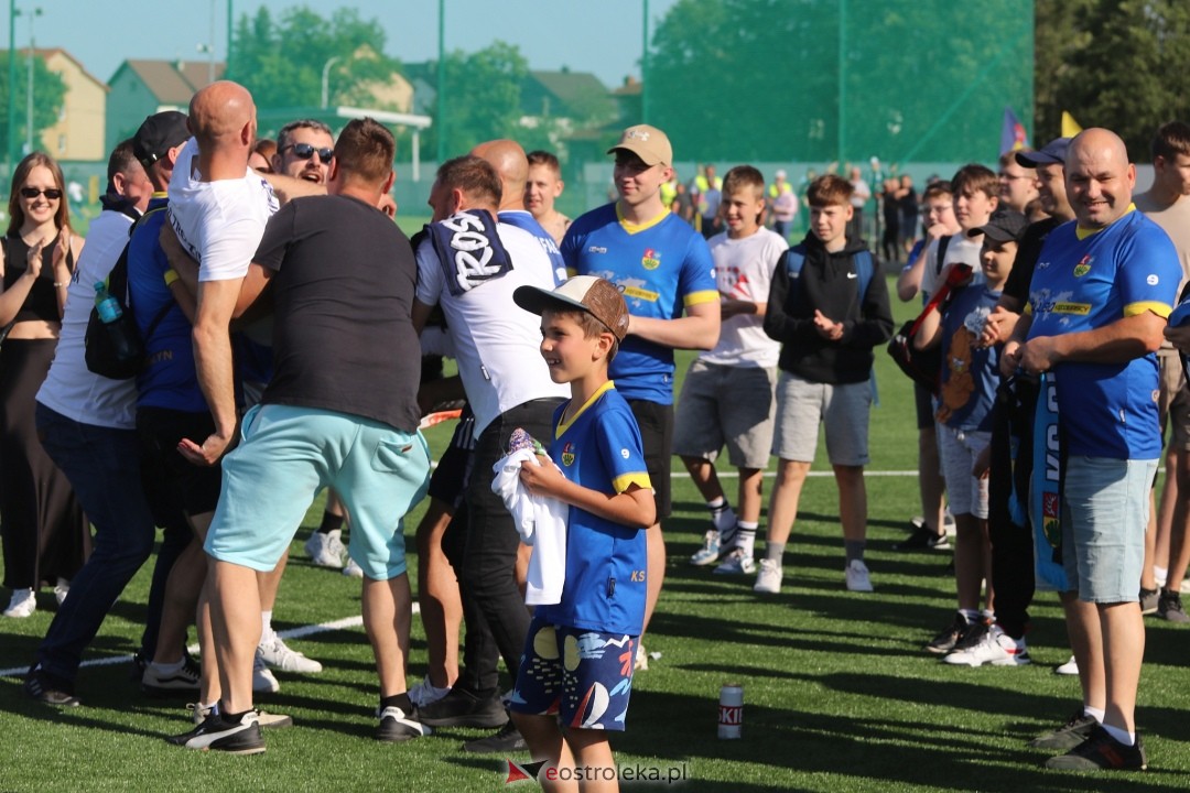 KS CK Troszyn - awans do III ligi [14.06.2025] - zdjęcie #37 - eOstroleka.pl