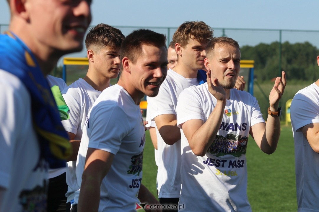 KS CK Troszyn - awans do III ligi [14.06.2025] - zdjęcie #33 - eOstroleka.pl