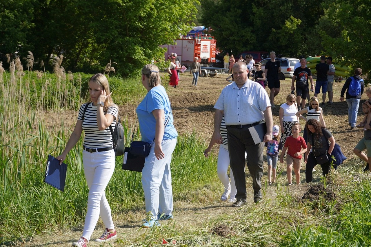Spływ na byle czym i festyn w rytmie muzyki szantowej [14.06.2025] - zdjęcie #111 - eOstroleka.pl