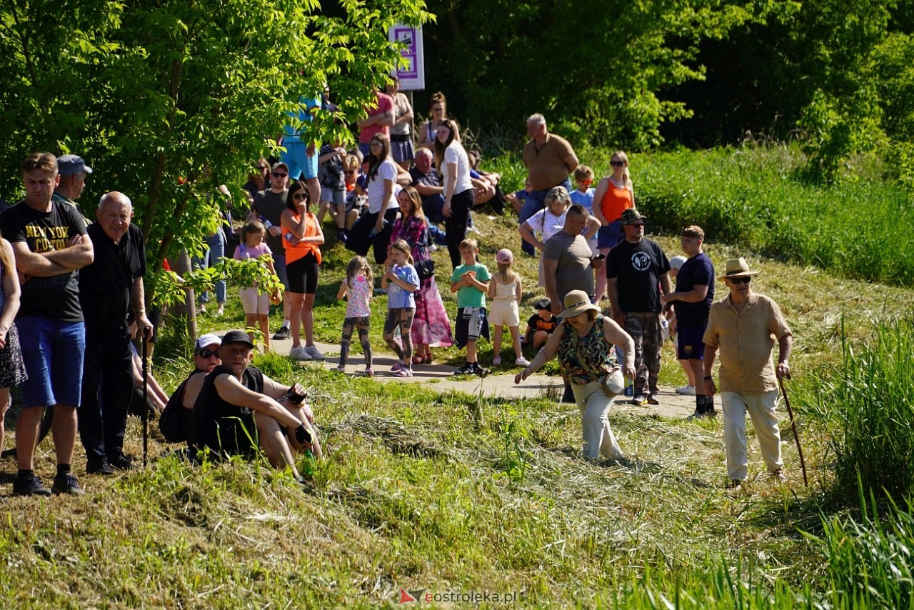 Spływ na byle czym i festyn w rytmie muzyki szantowej [14.06.2025] - zdjęcie #98 - eOstroleka.pl