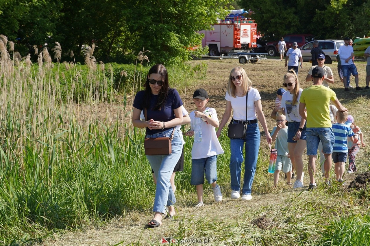 Spływ na byle czym i festyn w rytmie muzyki szantowej [14.06.2025] - zdjęcie #88 - eOstroleka.pl