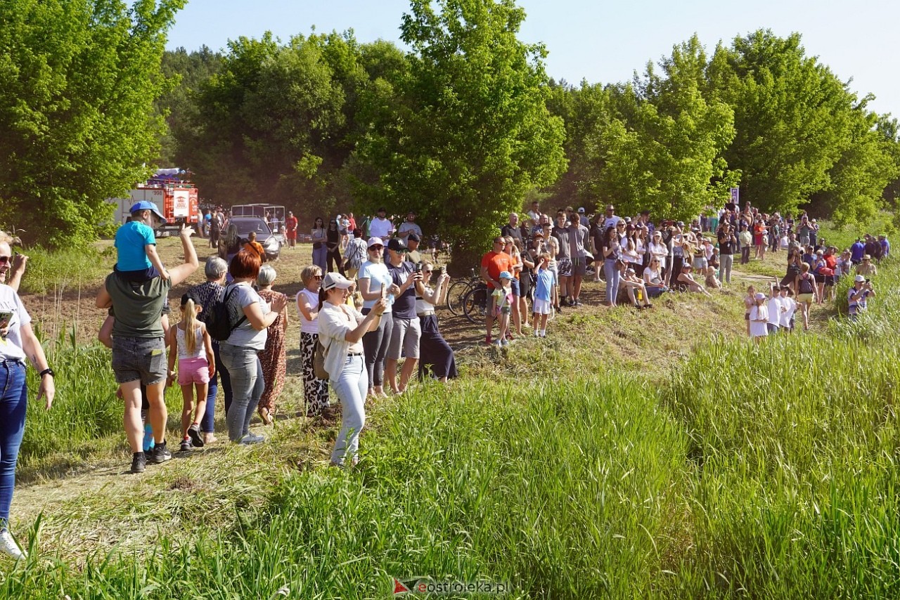 Spływ na byle czym i festyn w rytmie muzyki szantowej [14.06.2025] - zdjęcie #33 - eOstroleka.pl