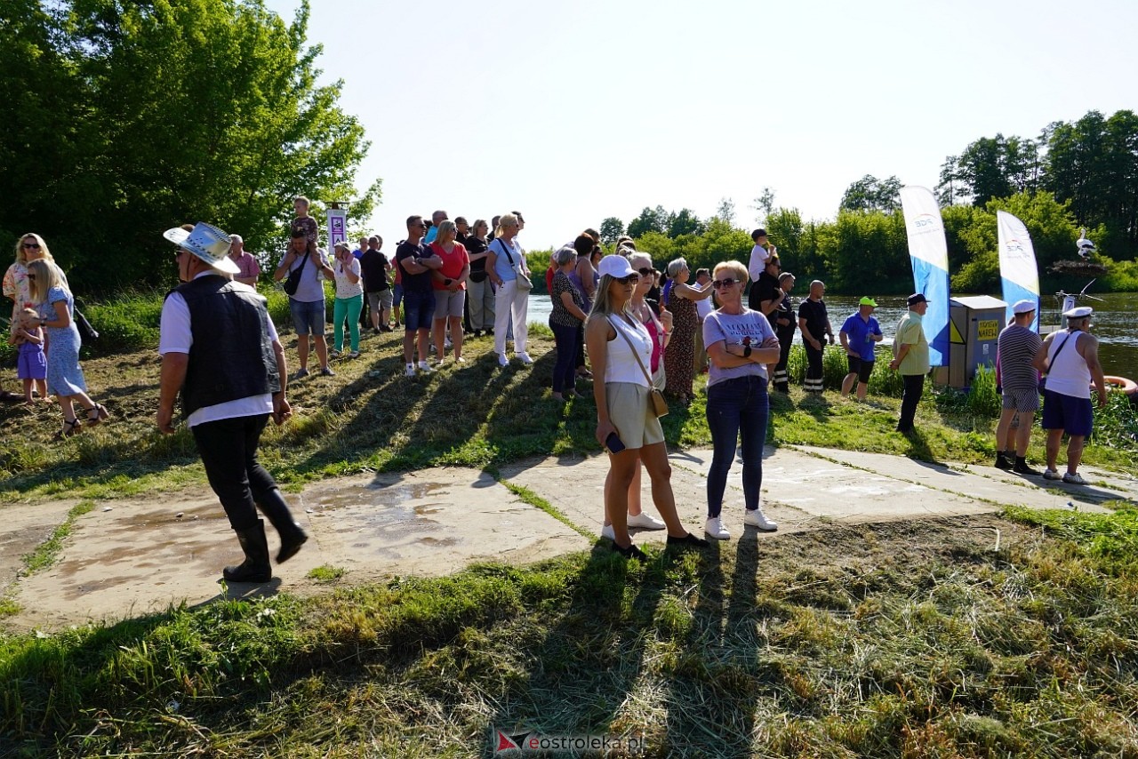 Spływ na byle czym i festyn w rytmie muzyki szantowej [14.06.2025] - zdjęcie #10 - eOstroleka.pl