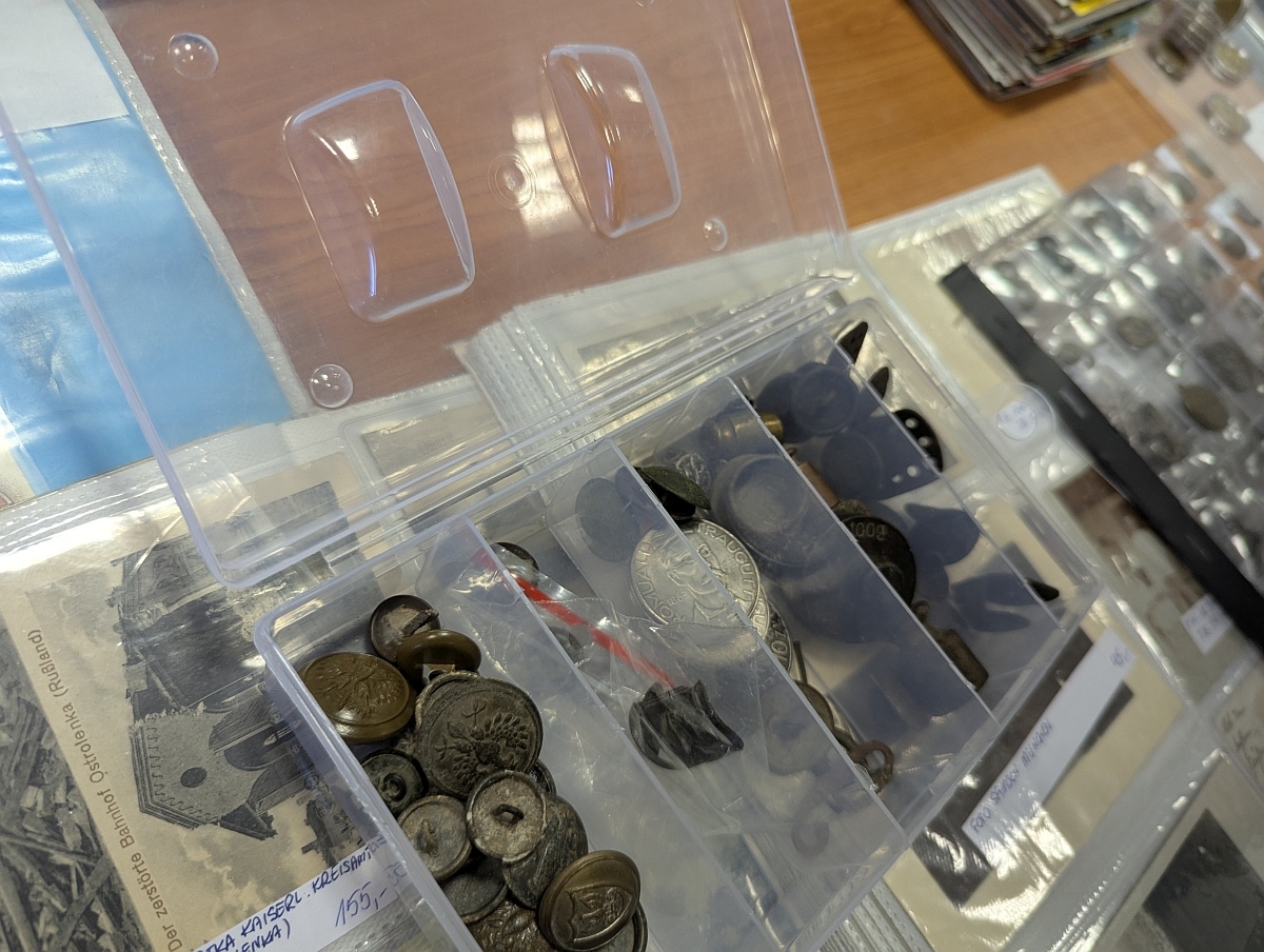 Giełda kolekcjonerska w Klubie Lokator [15.06.2025] - zdjęcie #27 - eOstroleka.pl