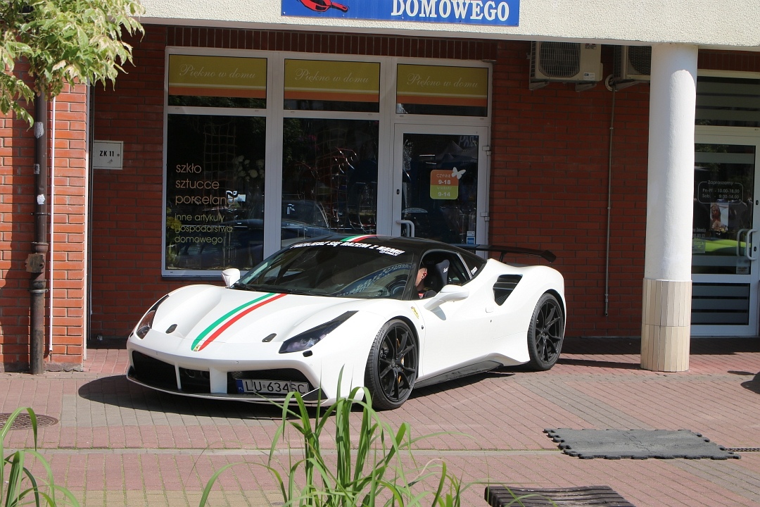 Supercar taxi [15.06.2025] - zdjęcie #8 - eOstroleka.pl