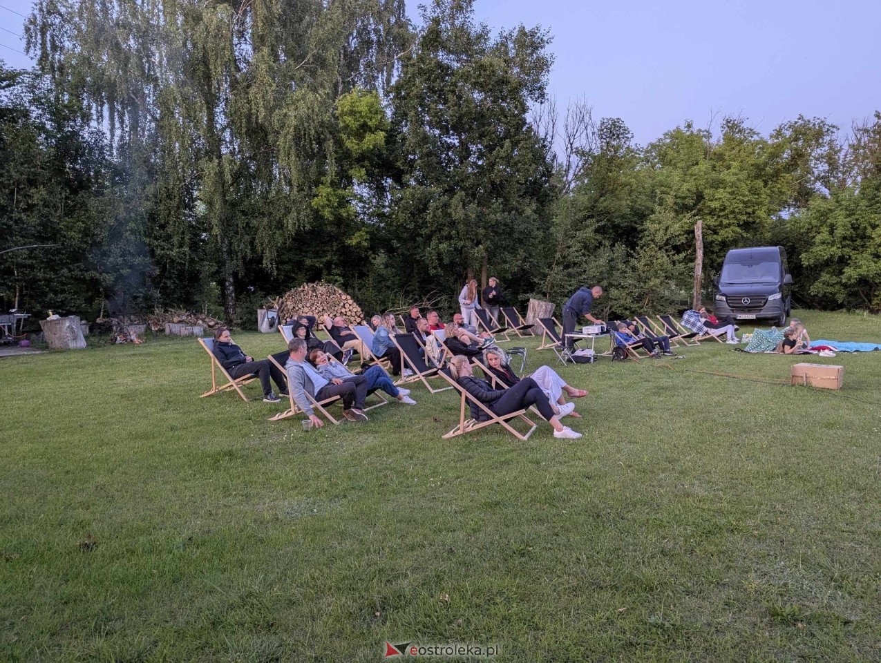 Letnie Kino Plenerowe w Dzbeninie: King Kong Pod Gwiazdami [14.06.2025] - zdjęcie #8 - eOstroleka.pl
