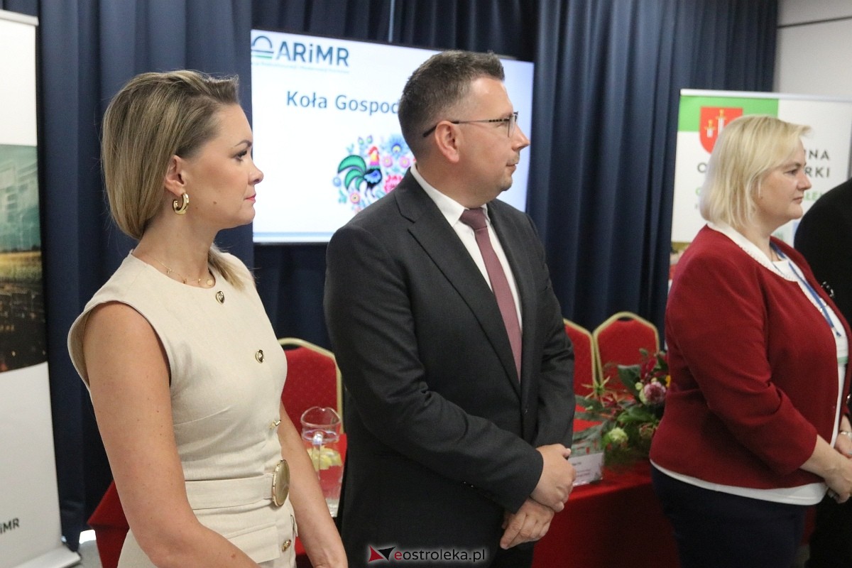 Wręczenie czeków z podziękowaniem dla KGW [16.06.2025] - zdjęcie #75 - eOstroleka.pl
