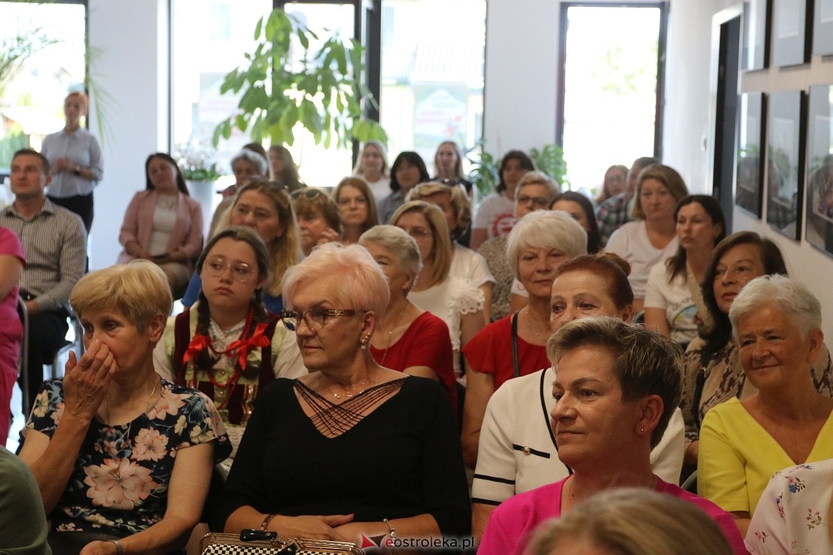 Wręczenie czeków z podziękowaniem dla KGW [16.06.2025] - zdjęcie #71 - eOstroleka.pl