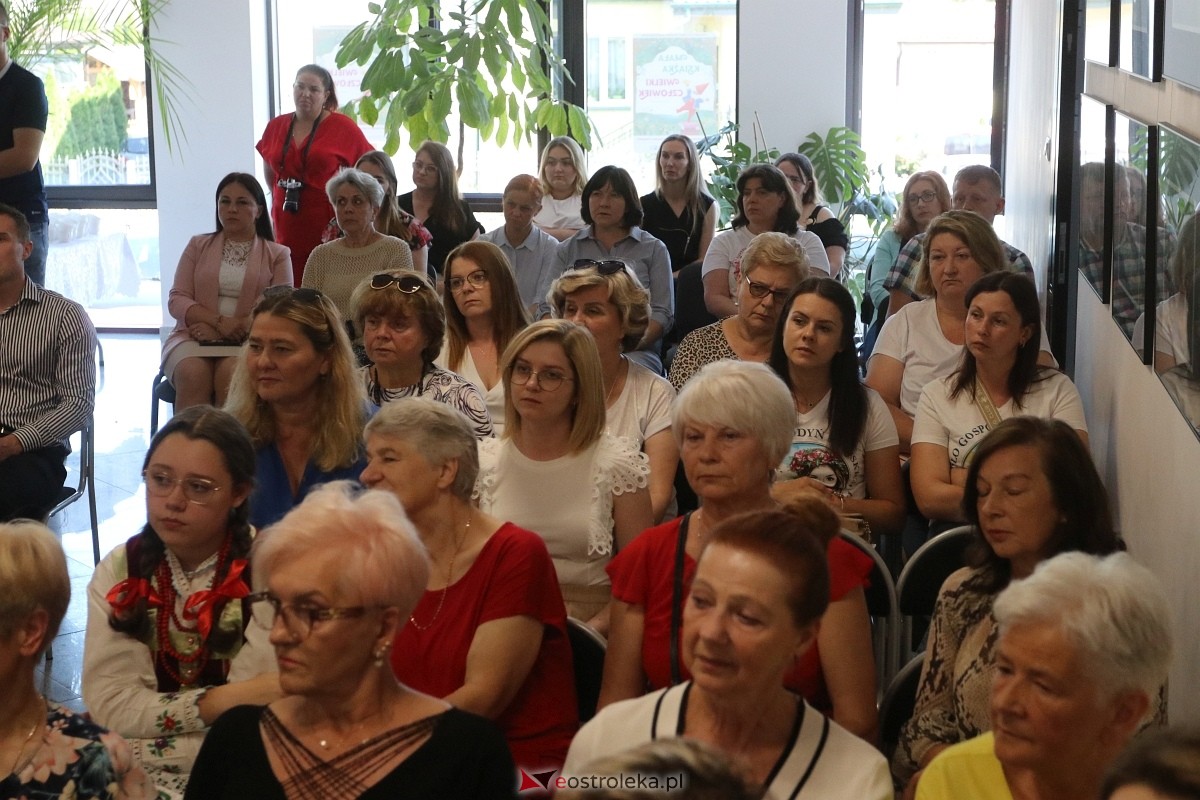 Wręczenie czeków z podziękowaniem dla KGW [16.06.2025] - zdjęcie #64 - eOstroleka.pl