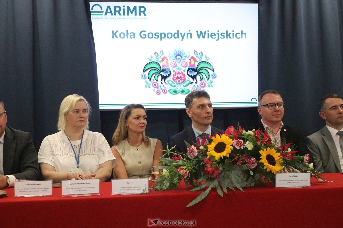 Wręczenie czeków z podziękowaniem dla KGW [16.06.2025] - zdjęcie #57 - eOstroleka.pl
