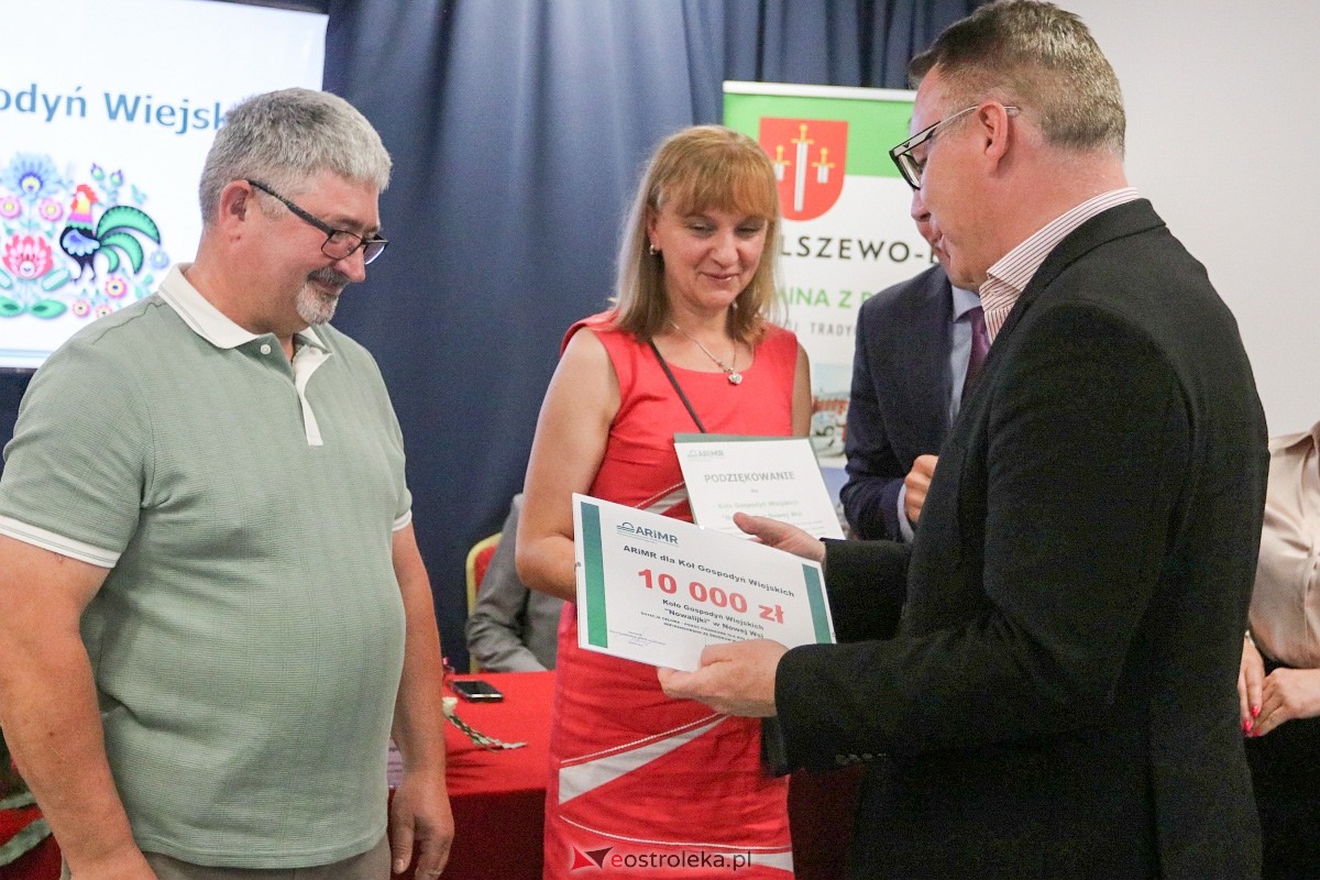 Wręczenie czeków z podziękowaniem dla KGW [16.06.2025] - zdjęcie #51 - eOstroleka.pl
