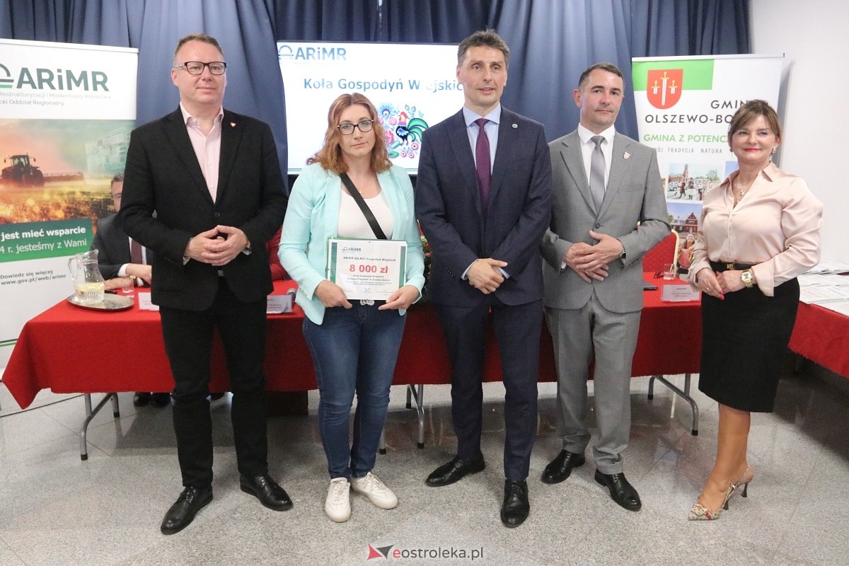 Wręczenie czeków z podziękowaniem dla KGW [16.06.2025] - zdjęcie #48 - eOstroleka.pl