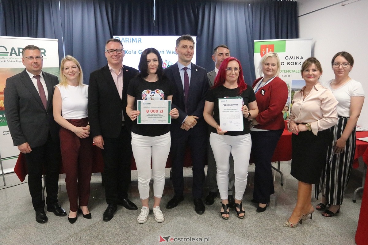 Wręczenie czeków z podziękowaniem dla KGW [16.06.2025] - zdjęcie #36 - eOstroleka.pl