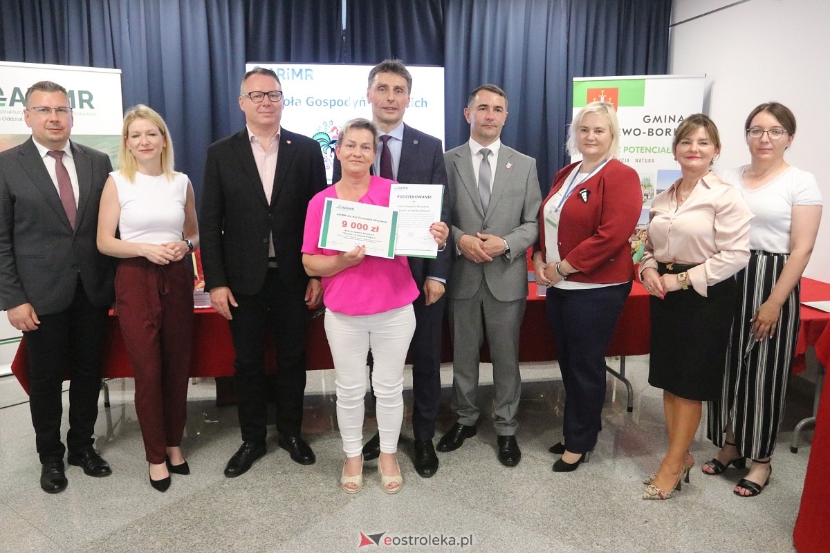 Wręczenie czeków z podziękowaniem dla KGW [16.06.2025] - zdjęcie #31 - eOstroleka.pl