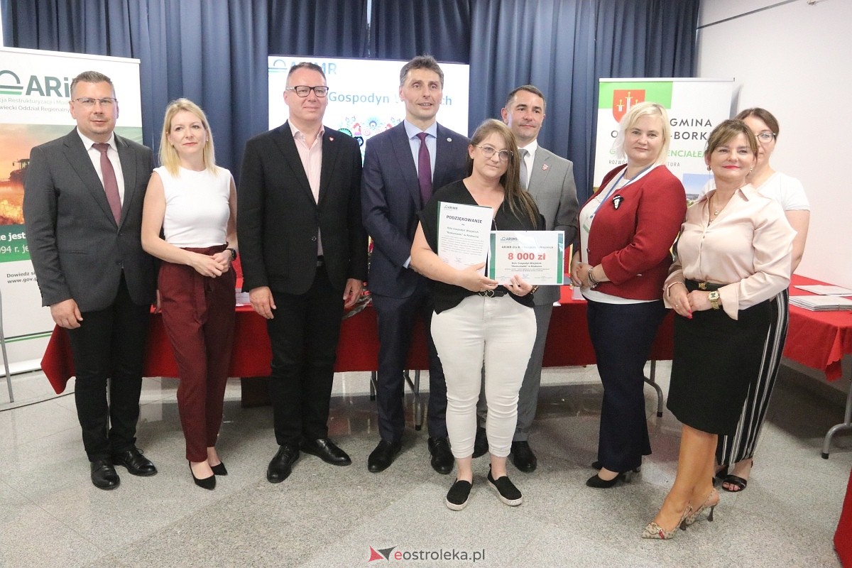 Wręczenie czeków z podziękowaniem dla KGW [16.06.2025] - zdjęcie #20 - eOstroleka.pl