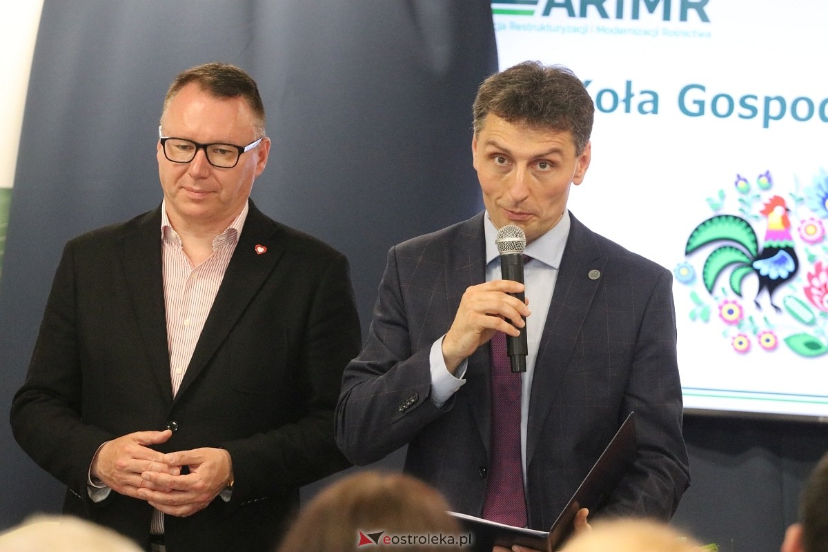 Wręczenie czeków z podziękowaniem dla KGW [16.06.2025] - zdjęcie #10 - eOstroleka.pl