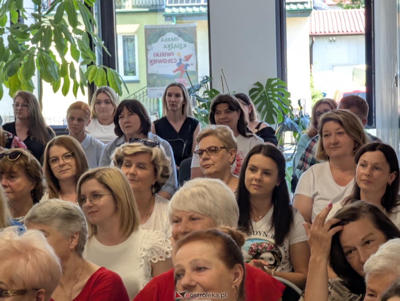 Wręczenie czeków z podziękowaniem dla KGW [16.06.2025] - zdjęcie #5 - eOstroleka.pl