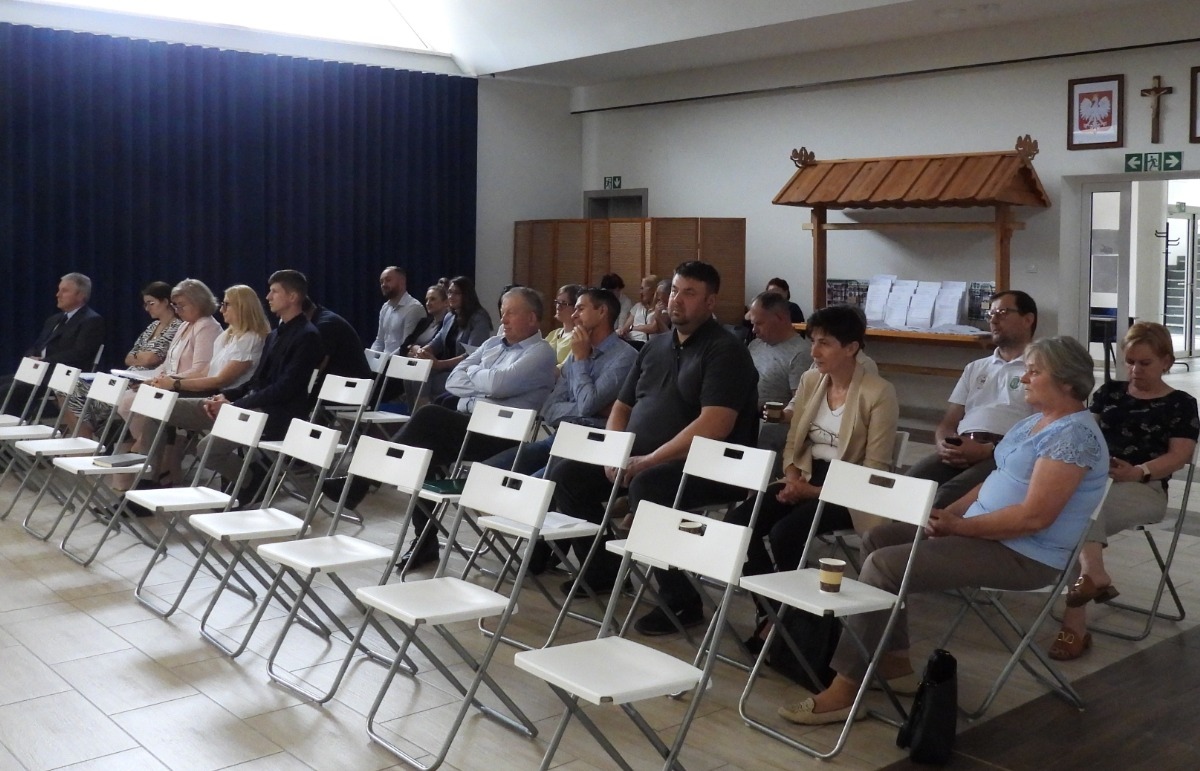 XI sesja rady Gminy w Łysych [16.06.2025] - zdjęcie #5 - eOstroleka.pl