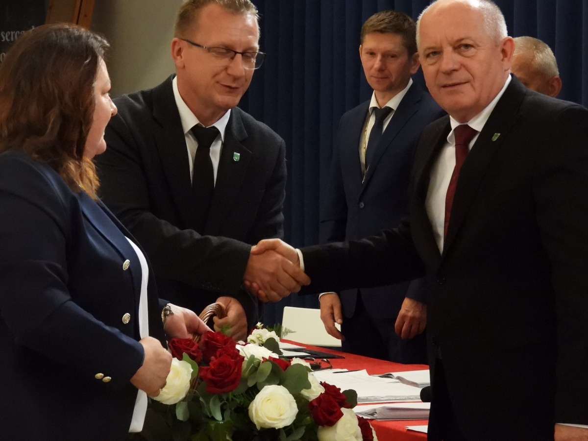 XI sesja rady Gminy w Łysych [16.06.2025] - zdjęcie #3 - eOstroleka.pl