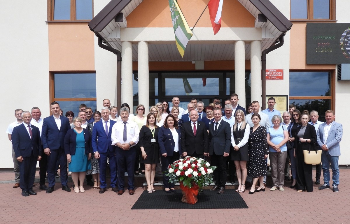 XI sesja rady Gminy w Łysych [16.06.2025] - zdjęcie #1 - eOstroleka.pl