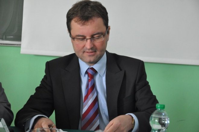 Debata kandydatów do parlamentu: Okres kampanii wyborczej, to nie jest dobry okres do mówienia prawdy (4.X.2011) - zdjęcie #4 - eOstroleka.pl