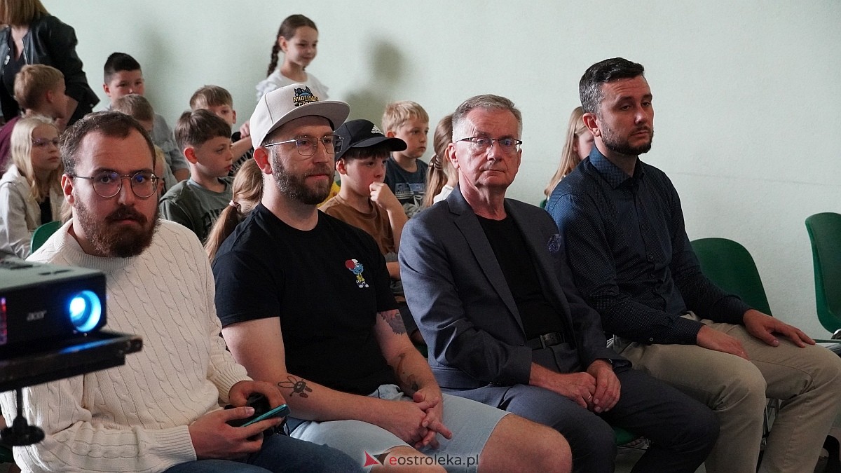 Finał projektu Literatura to nie bzdura w Kultowni OCK [17.06.2025] - zdjęcie #47 - eOstroleka.pl