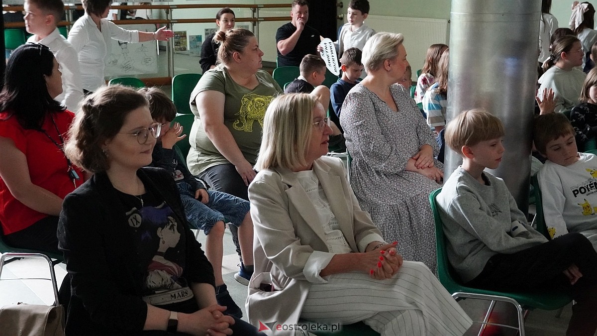 Finał projektu Literatura to nie bzdura w Kultowni OCK [17.06.2025] - zdjęcie #46 - eOstroleka.pl