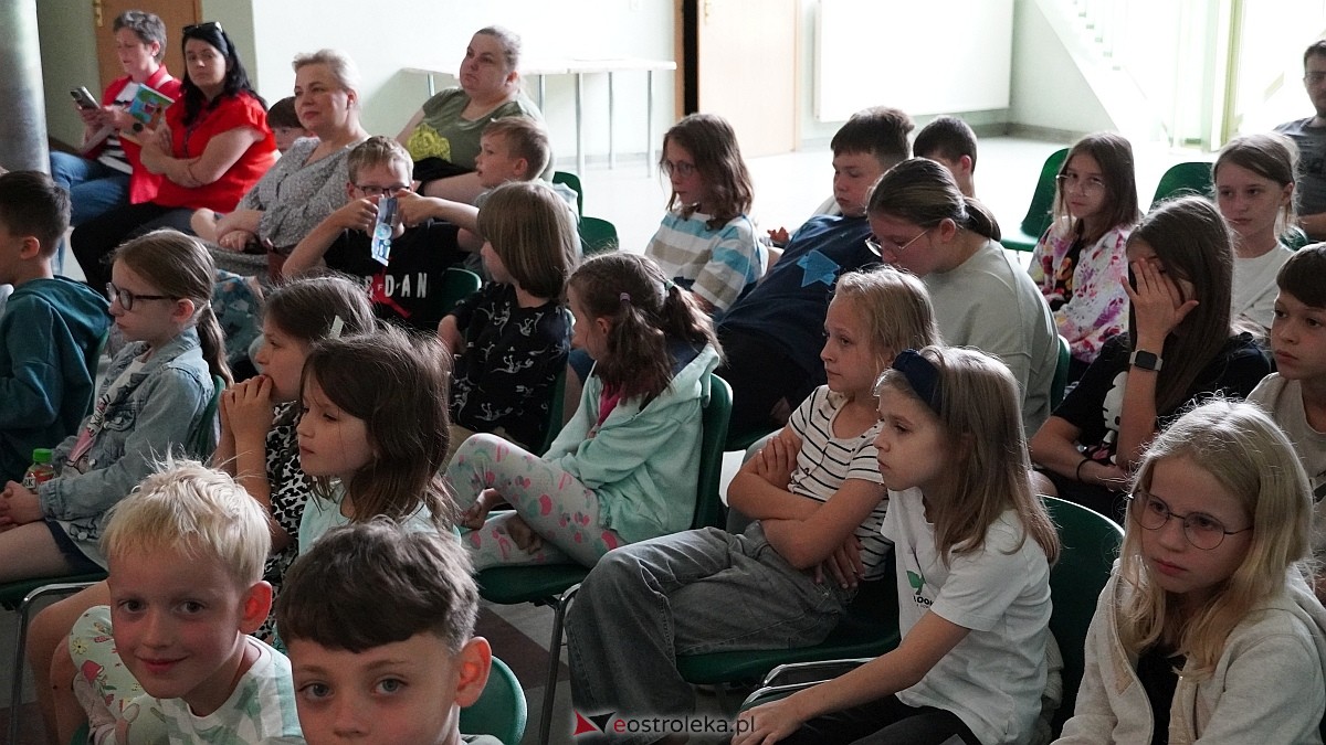 Finał projektu Literatura to nie bzdura w Kultowni OCK [17.06.2025] - zdjęcie #29 - eOstroleka.pl