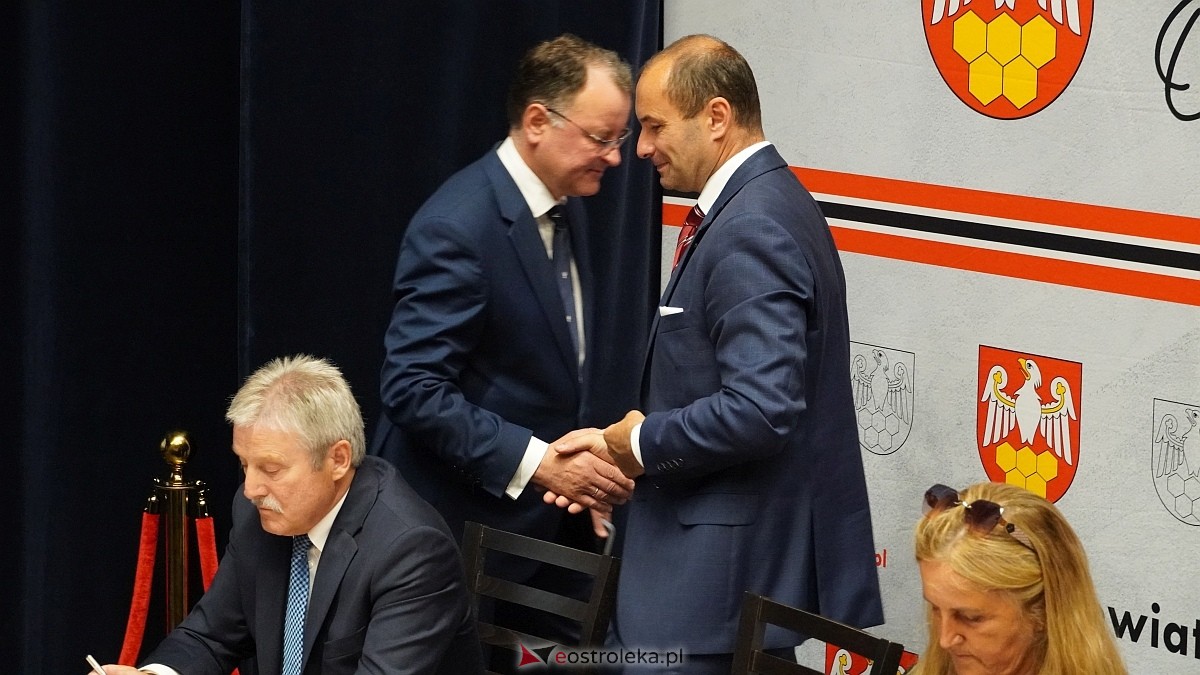 XVI sesja Rady Powiatu w Ostrołęce [17.06.2025] - zdjęcie #45 - eOstroleka.pl