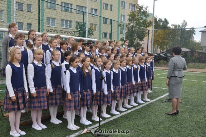 Orlik przy Szkole Podstawowej nr 1 oficjalnie odebrane (5.X.2011) - zdjęcie #55 - eOstroleka.pl