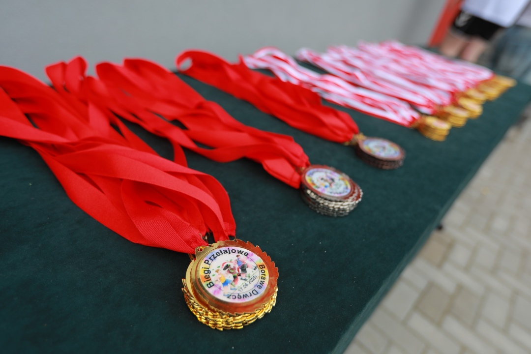 IV Gminna Olimpiada w Biegach Przełajowych w Borawem [17.06.2025] - zdjęcie #54 - eOstroleka.pl