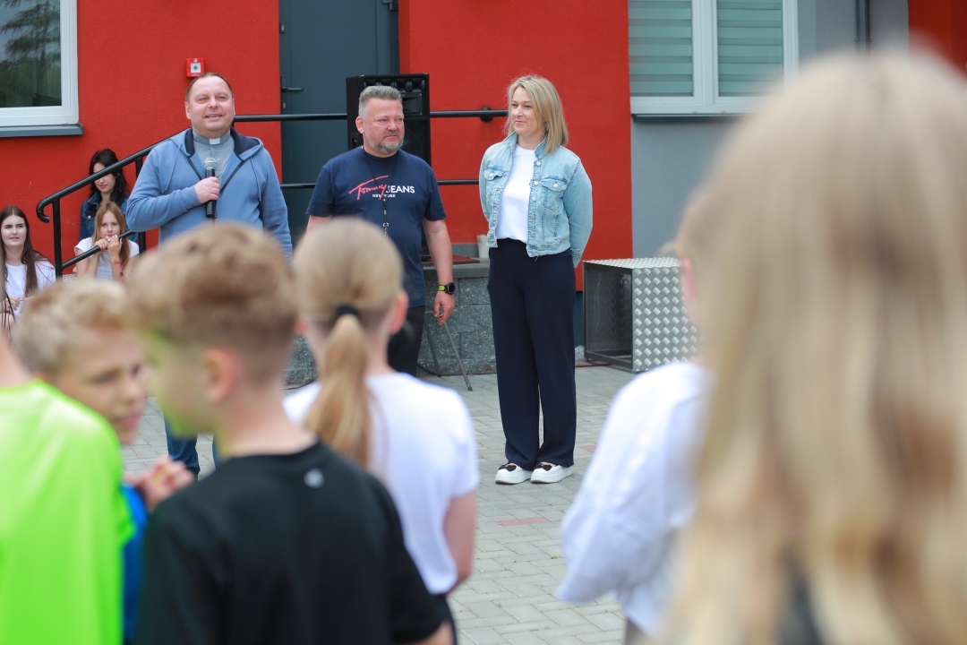 IV Gminna Olimpiada w Biegach Przełajowych w Borawem [17.06.2025] - zdjęcie #20 - eOstroleka.pl