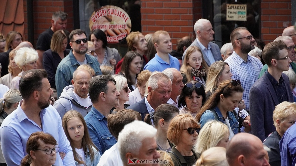Procesja Bożego Ciała w sanktuarium pw. św. Antoniego Padewskiego [19.06.2025] - zdjęcie #42 - eOstroleka.pl