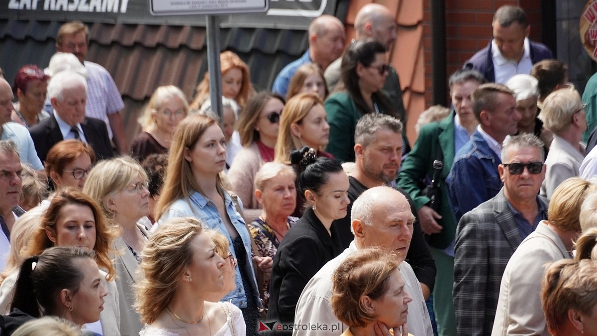 Procesja Bożego Ciała w sanktuarium pw. św. Antoniego Padewskiego [19.06.2025] - zdjęcie #15 - eOstroleka.pl