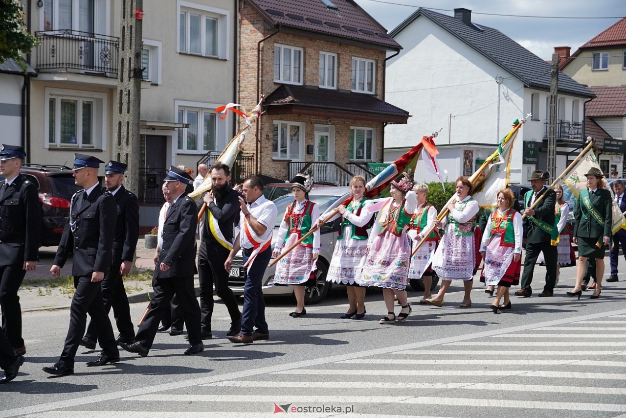 Kurpiowska procesja Bożego Ciała w Myszyńcu [19.06.2025] - zdjęcie #241 - eOstroleka.pl