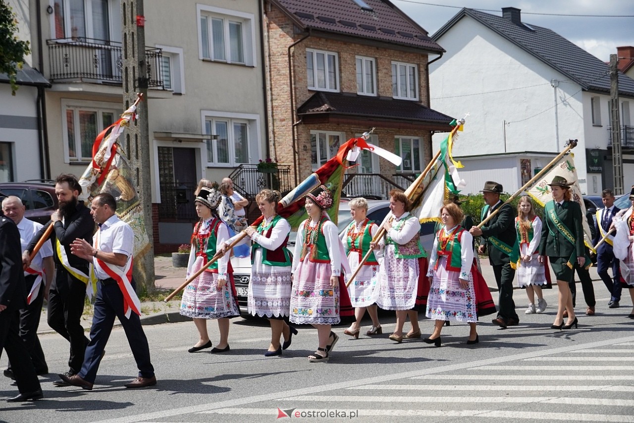 Kurpiowska procesja Bożego Ciała w Myszyńcu [19.06.2025] - zdjęcie #238 - eOstroleka.pl