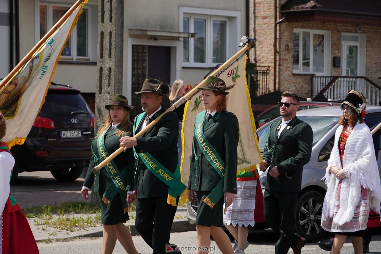 Kurpiowska procesja Bożego Ciała w Myszyńcu [19.06.2025] - zdjęcie #232 - eOstroleka.pl