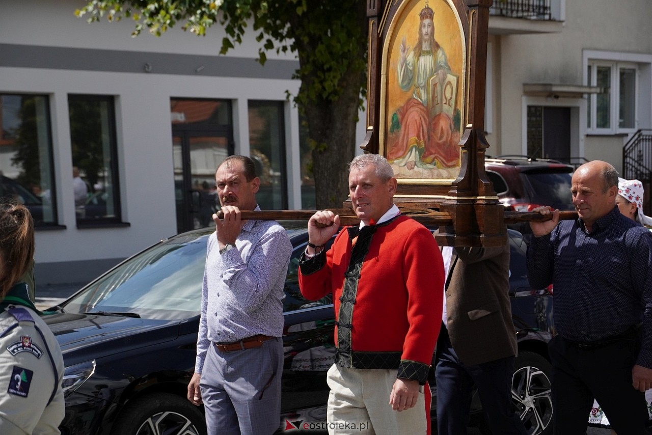 Kurpiowska procesja Bożego Ciała w Myszyńcu [19.06.2025] - zdjęcie #226 - eOstroleka.pl