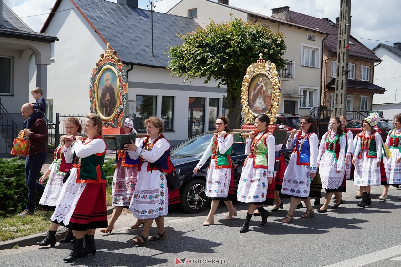 Kurpiowska procesja Bożego Ciała w Myszyńcu [19.06.2025] - zdjęcie #185 - eOstroleka.pl